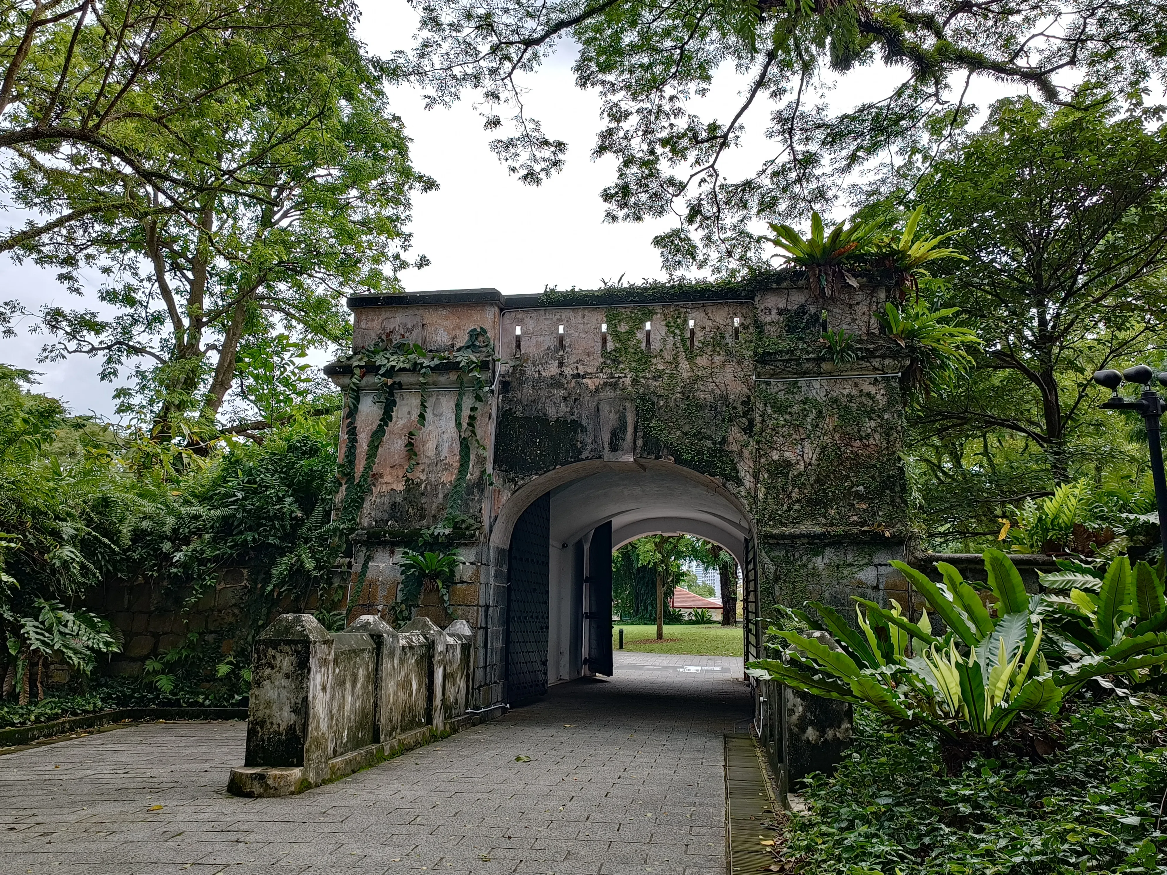 fort-wall.jpg